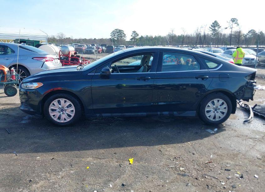 Photo 15 of 2014 Ford Fusion S (VIN 3FA6P0G73ER251679)