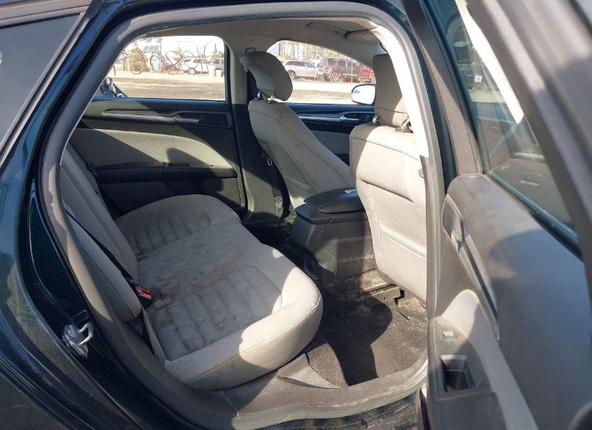 Photo 8 of 2014 Ford Fusion S (VIN 3FA6P0G73ER251679)