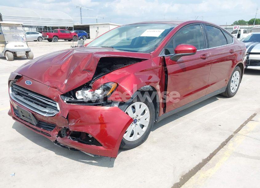 Photo 2 of 2014 Ford Fusion S (VIN 3FA6P0G73ER254906)