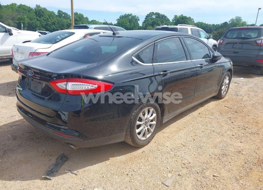 Photo 4 of 2016 Ford Fusion S (VIN 3FA6P0G73GR121162)