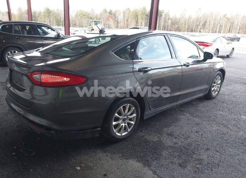 Photo 4 of 2016 Ford Fusion S (VIN 3FA6P0G73GR177327)