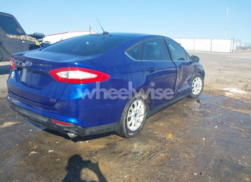 Photo 4 of 2016 Ford Fusion S (VIN 3FA6P0G73GR317666)