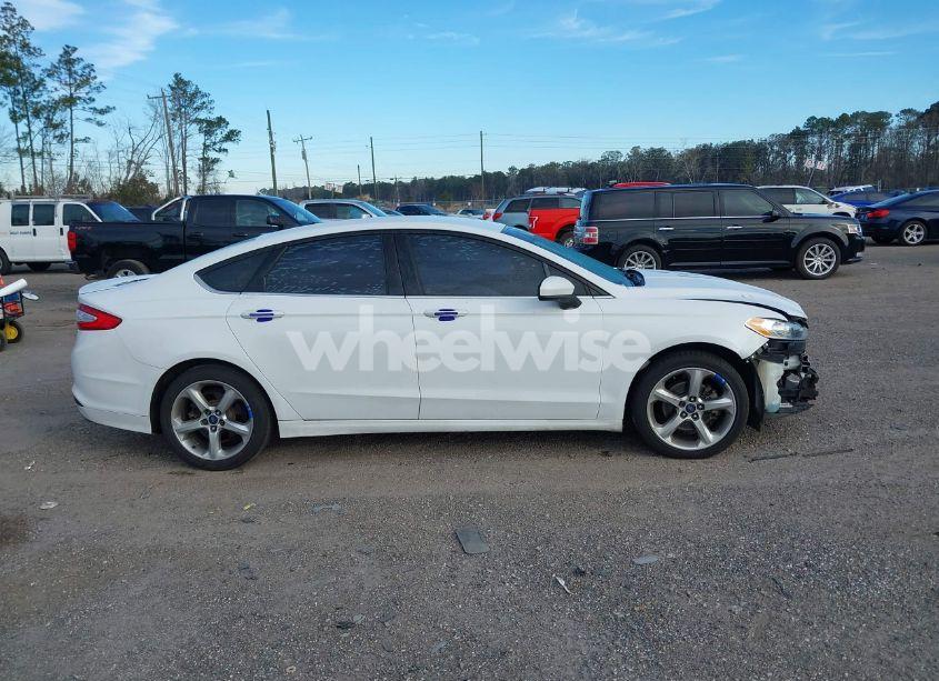 Photo 13 of 2016 Ford Fusion S (VIN 3FA6P0G73GR363823)