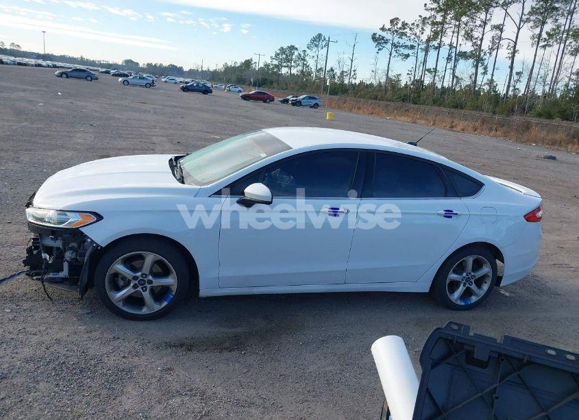 Photo 14 of 2016 Ford Fusion S (VIN 3FA6P0G73GR363823)