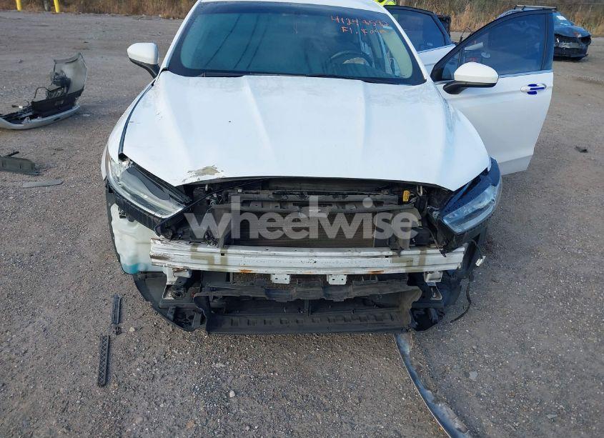 Photo 6 of 2016 Ford Fusion S (VIN 3FA6P0G73GR363823)