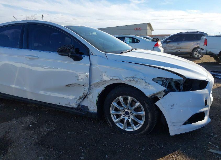 Photo 6 of 2016 Ford Fusion S (VIN 3FA6P0G73GR369010)