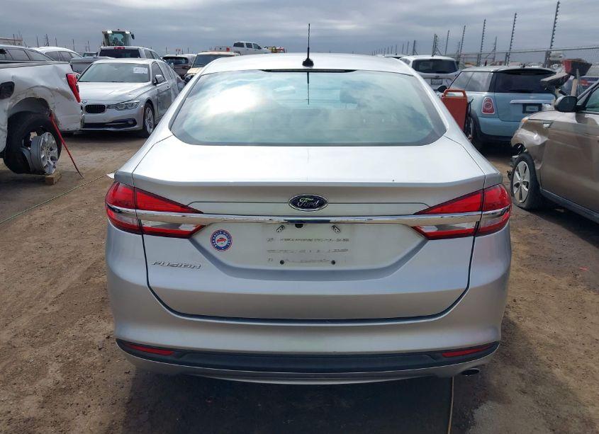 Photo 16 of 2017 Ford Fusion S (VIN 3FA6P0G73HR184490)