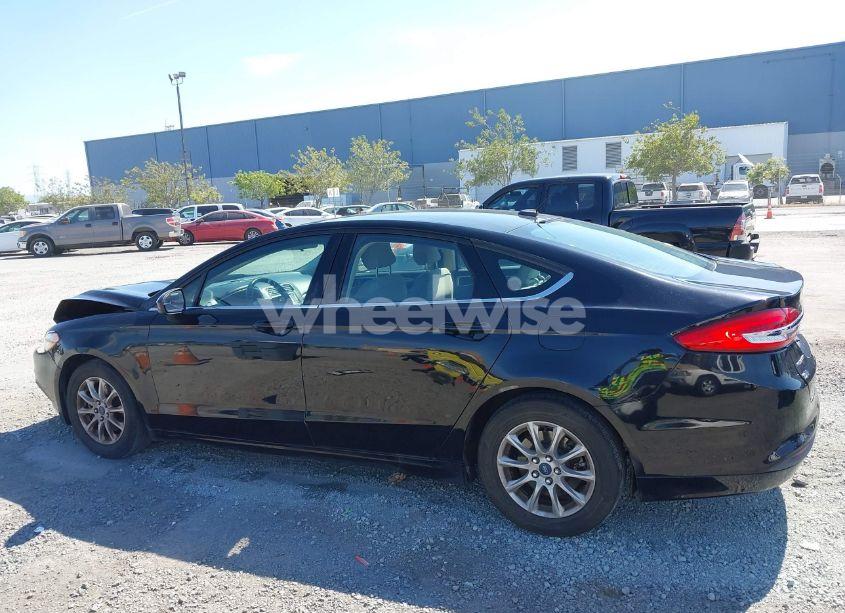 Photo 14 of 2017 Ford Fusion S (VIN 3FA6P0G73HR187681)