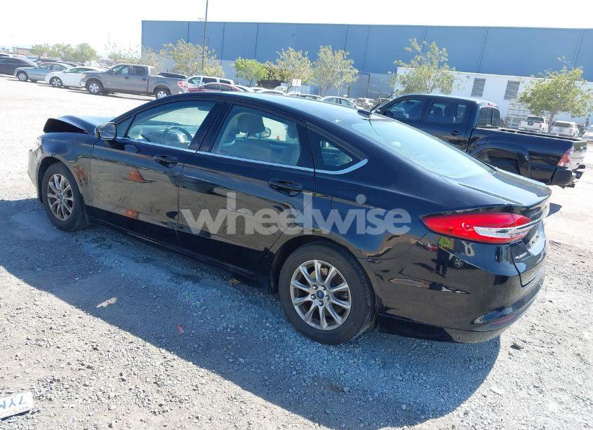 Photo 3 of 2017 Ford Fusion S (VIN 3FA6P0G73HR187681)