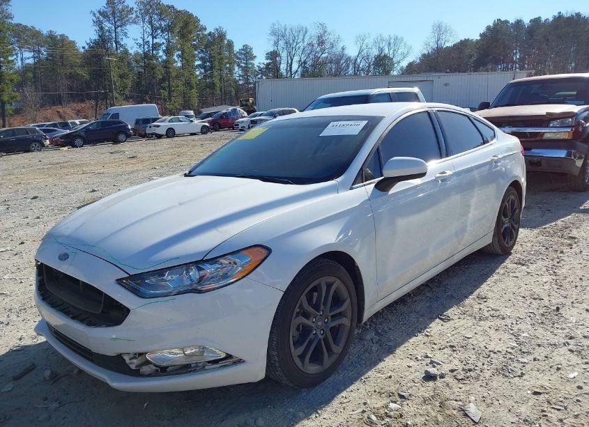 Photo 14 of 2018 Ford Fusion S (VIN 3FA6P0G73JR210382)