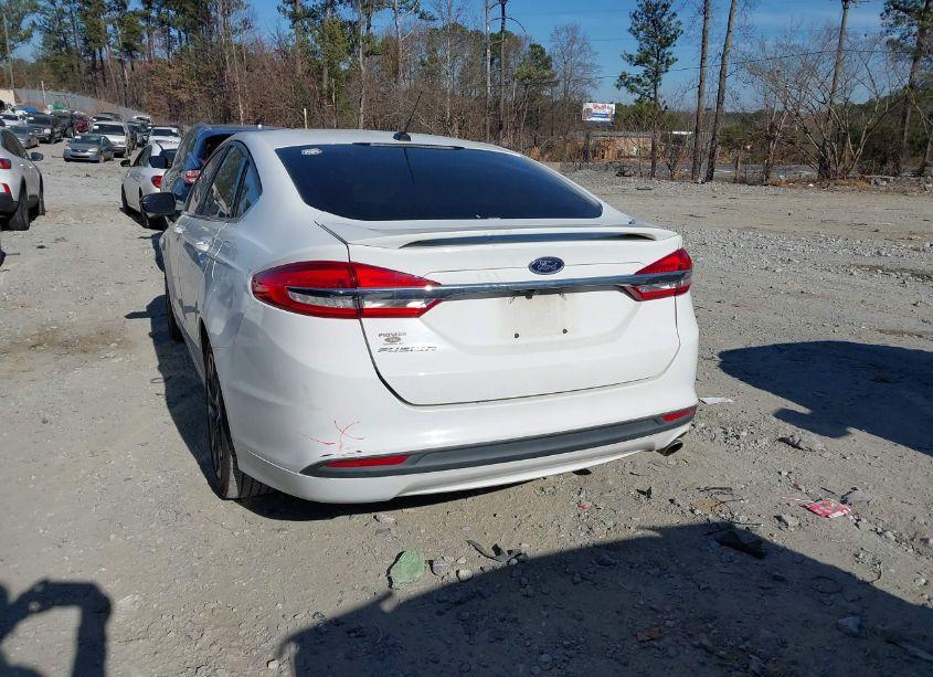 Photo 16 of 2018 Ford Fusion S (VIN 3FA6P0G73JR210382)