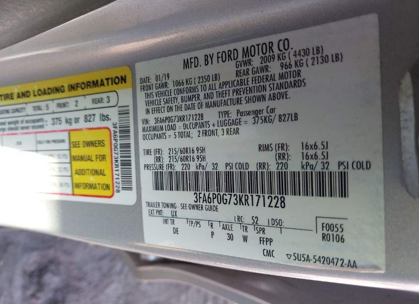 Photo 9 of 2019 Ford Fusion S (VIN 3FA6P0G73KR171228)