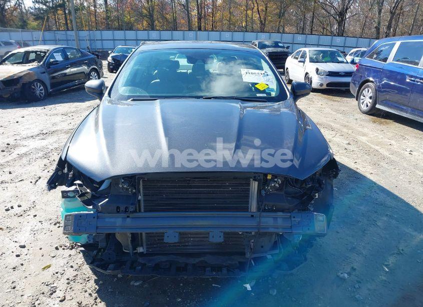 Photo 13 of 2019 Ford Fusion S (VIN 3FA6P0G73KR280465)