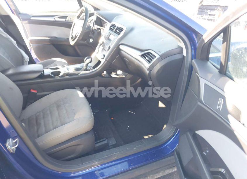 Photo 5 of 2013 Ford Fusion S (VIN 3FA6P0G74DR157051)