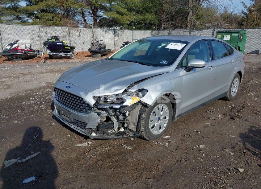 Photo 2 of 2013 Ford Fusion S (VIN 3FA6P0G74DR336223)