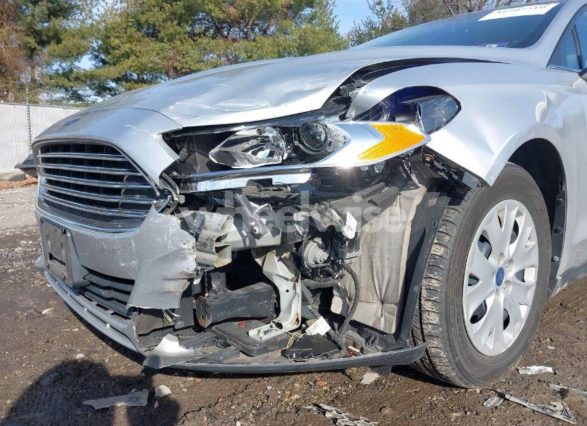 Photo 6 of 2013 Ford Fusion S (VIN 3FA6P0G74DR336223)