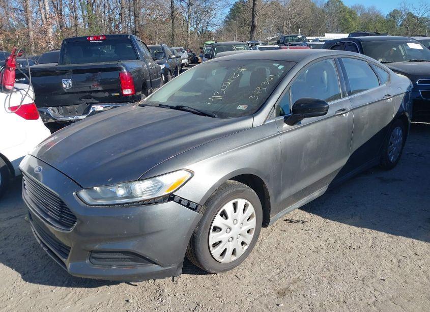 Photo 2 of 2013 Ford Fusion S (VIN 3FA6P0G74DR349361)