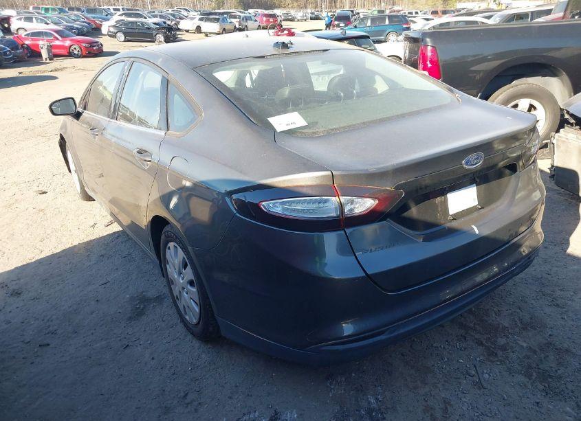 Photo 3 of 2013 Ford Fusion S (VIN 3FA6P0G74DR349361)