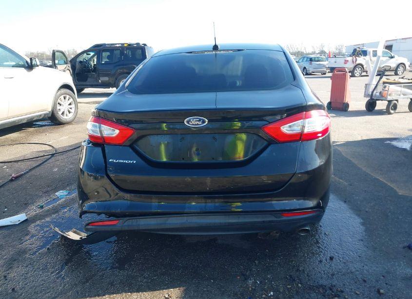 Photo 16 of 2014 Ford Fusion S (VIN 3FA6P0G74ER310674)