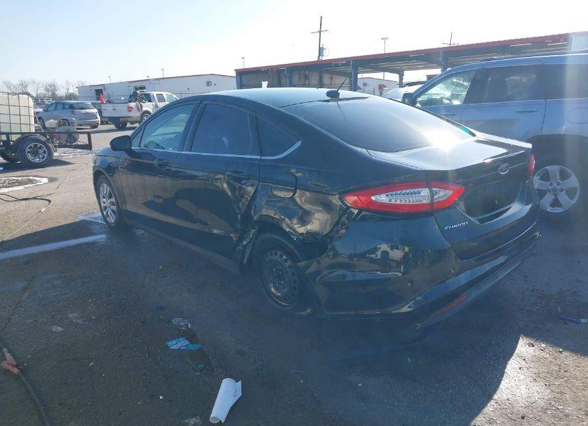 Photo 3 of 2014 Ford Fusion S (VIN 3FA6P0G74ER310674)