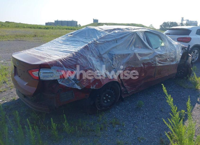 Photo 4 of 2014 Ford Fusion S (VIN 3FA6P0G74ER381339)