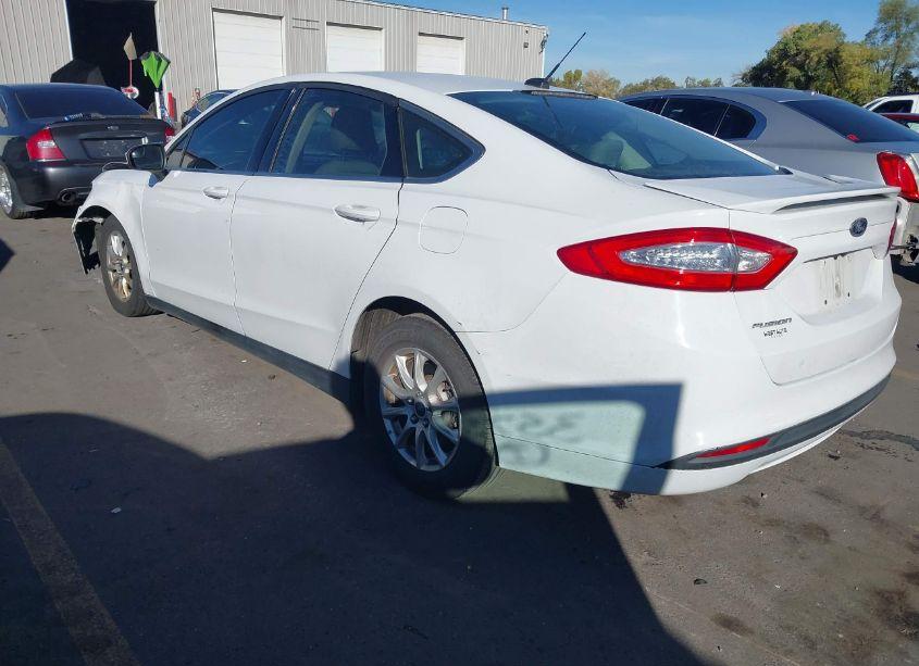 Photo 3 of 2016 Ford Fusion S (VIN 3FA6P0G74GR146054)
