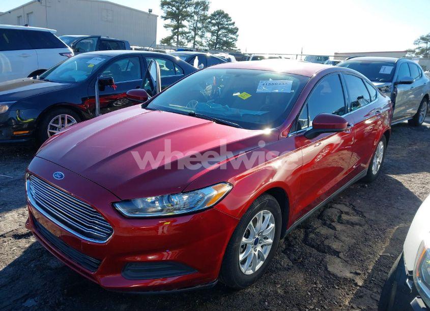 Photo 2 of 2016 Ford Fusion S (VIN 3FA6P0G74GR242380)