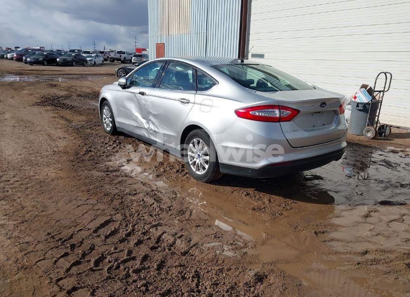 Photo 3 of 2016 Ford Fusion S (VIN 3FA6P0G74GR250155)