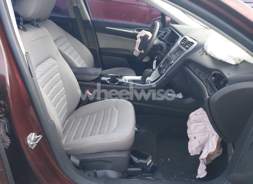 Photo 5 of 2016 Ford Fusion S (VIN 3FA6P0G74GR262192)