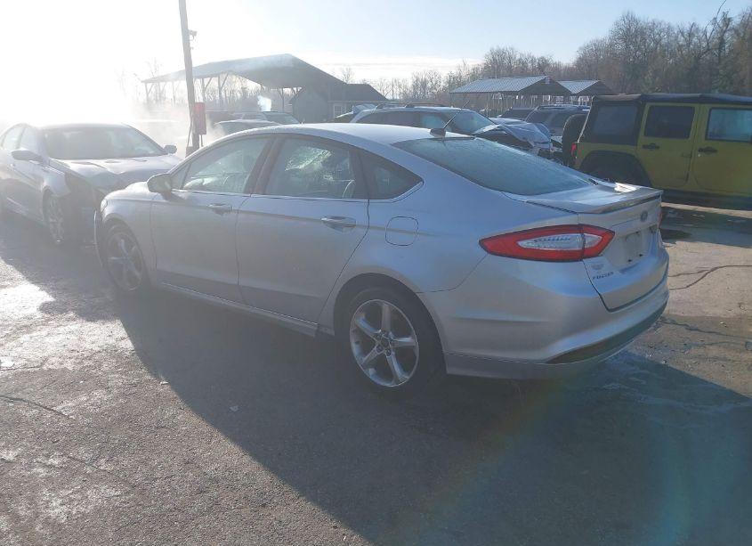 Photo 3 of 2016 Ford Fusion S (VIN 3FA6P0G74GR312086)