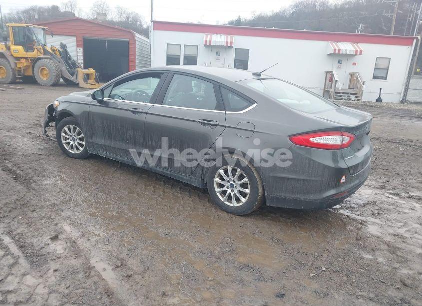 Photo 3 of 2016 Ford Fusion S (VIN 3FA6P0G74GR325193)