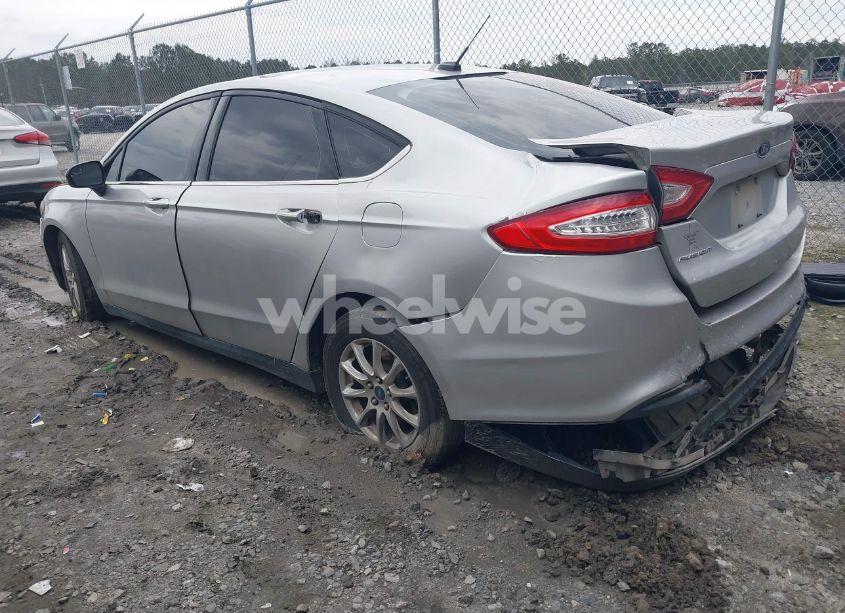 Photo 3 of 2016 Ford Fusion S (VIN 3FA6P0G74GR375379)