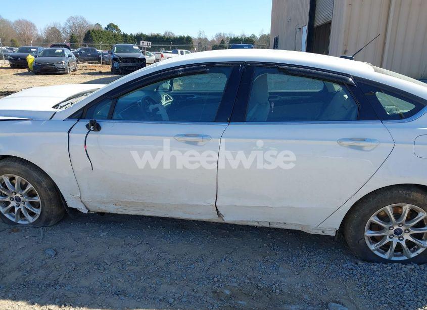 Photo 21 of 2017 Ford Fusion S (VIN 3FA6P0G74HR318164)