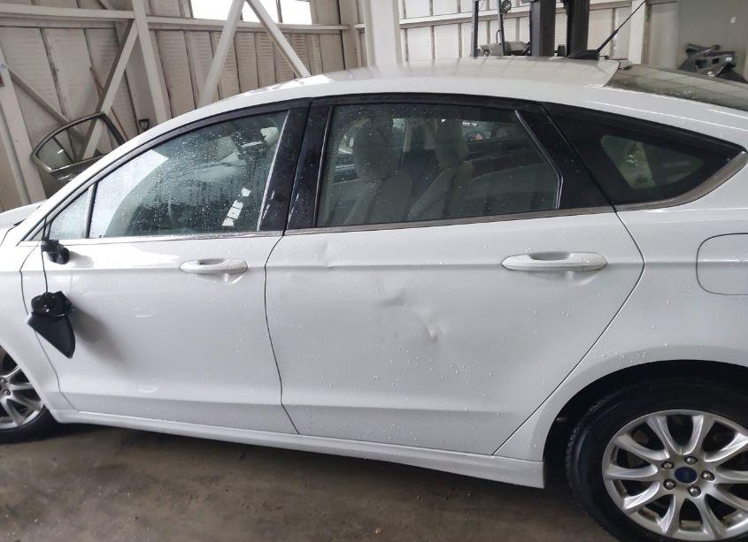 Photo 14 of 2017 Ford Fusion S (VIN 3FA6P0G74HR318911)