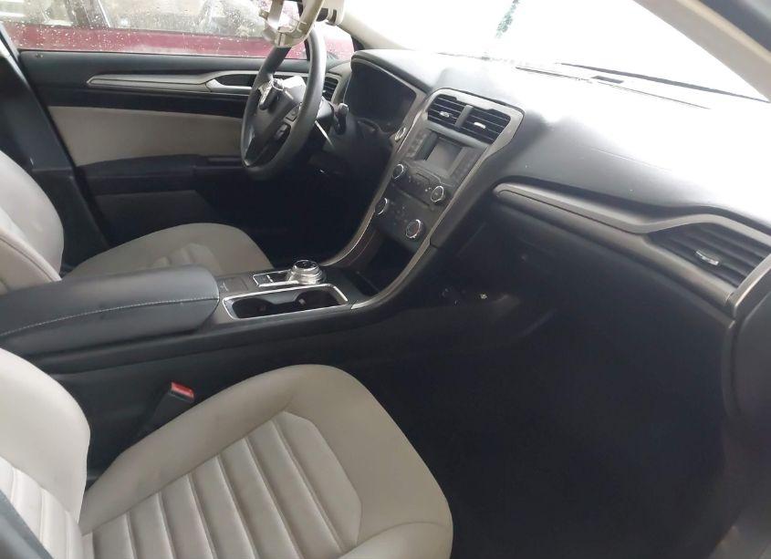 Photo 5 of 2017 Ford Fusion S (VIN 3FA6P0G74HR318911)