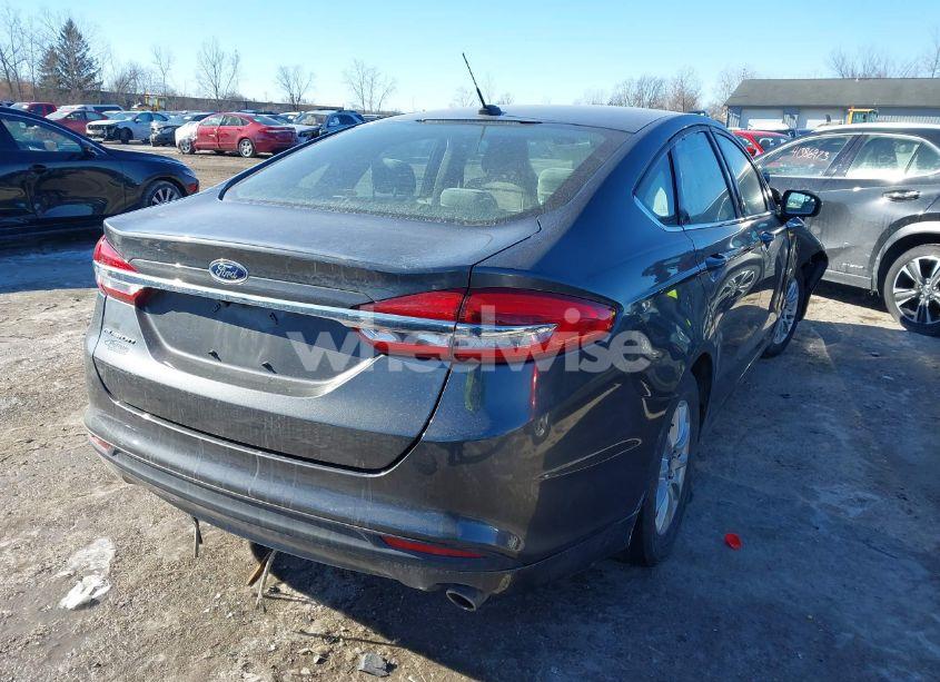Photo 4 of 2018 Ford Fusion S (VIN 3FA6P0G74JR167042)