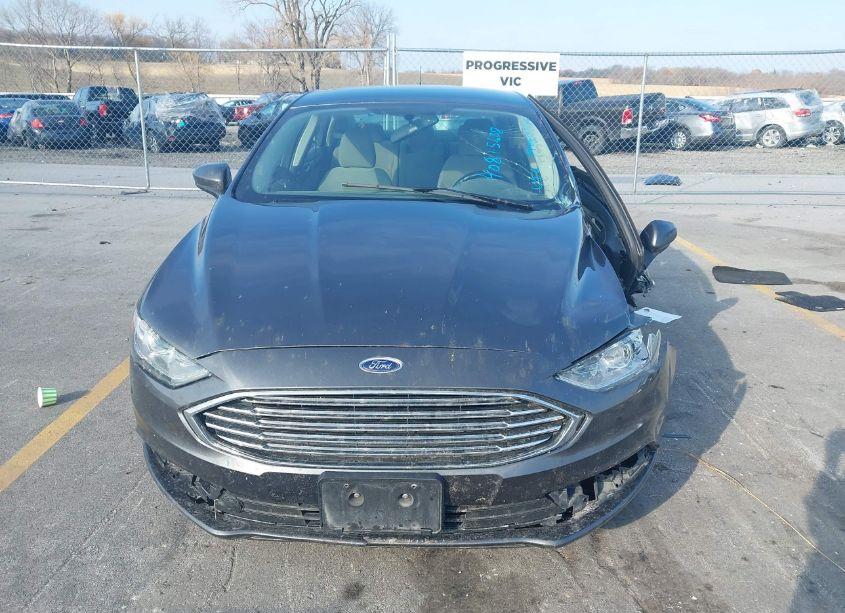 Photo 12 of 2018 Ford Fusion S (VIN 3FA6P0G74JR188814)