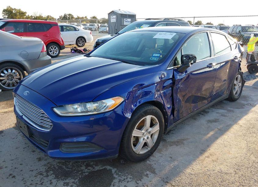 Photo 2 of 2013 Ford Fusion S (VIN 3FA6P0G75DR201008)