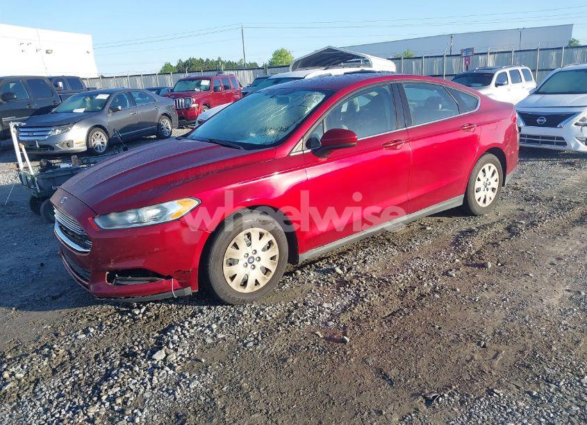 Photo 2 of 2014 Ford Fusion S (VIN 3FA6P0G75ER146318)