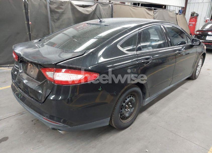 Photo 4 of 2014 Ford Fusion S (VIN 3FA6P0G75ER243079)