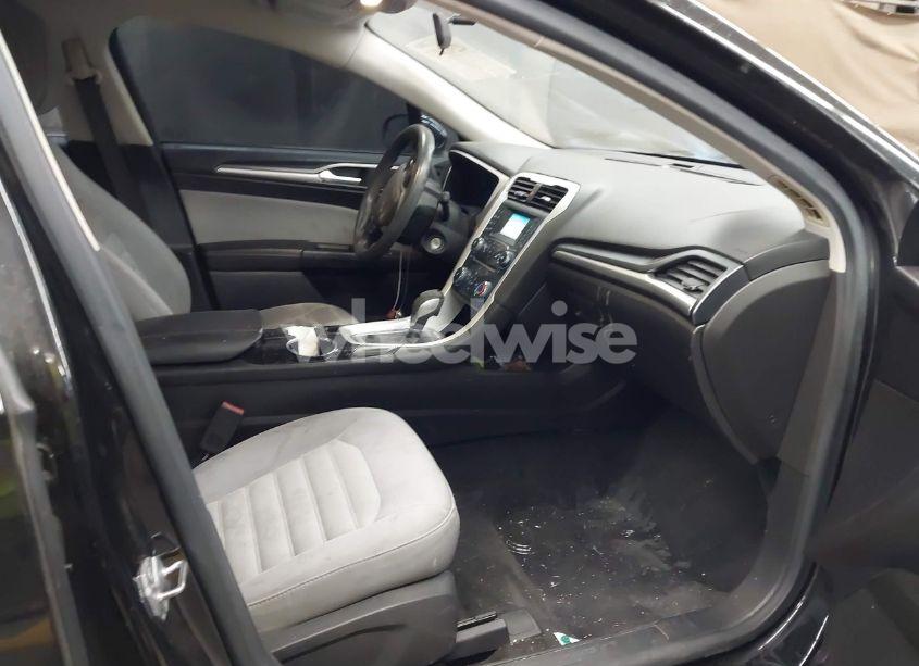 Photo 5 of 2014 Ford Fusion S (VIN 3FA6P0G75ER243079)