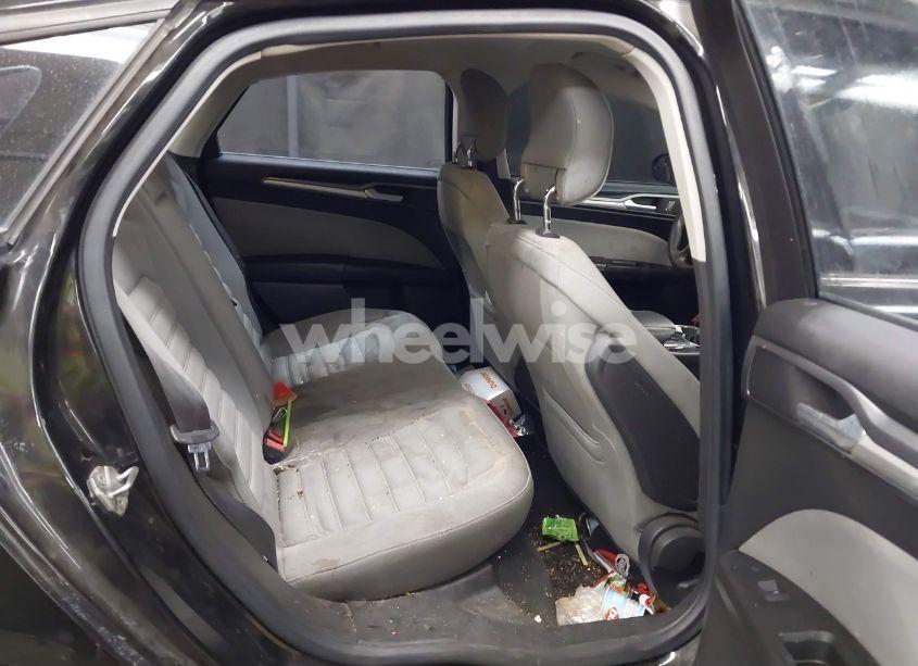 Photo 8 of 2014 Ford Fusion S (VIN 3FA6P0G75ER243079)