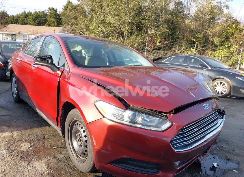 2014 Ford Fusion S (VIN 3FA6P0G75ER252266) main photo