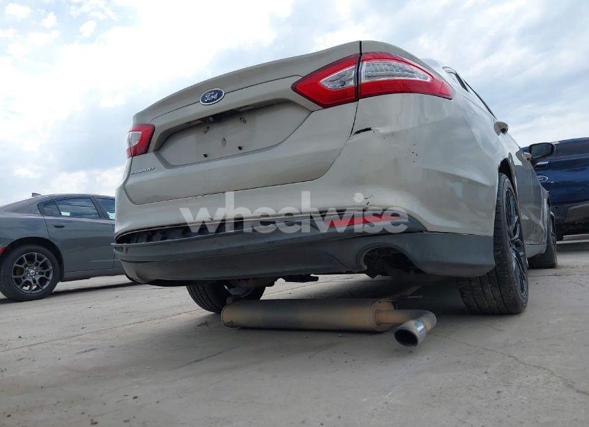Photo 6 of 2015 Ford Fusion S (VIN 3FA6P0G75FR193947)