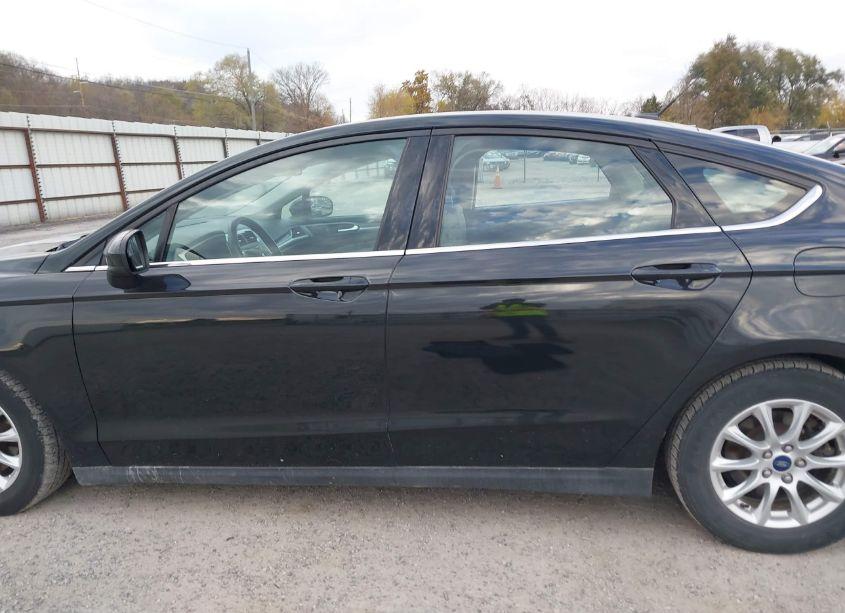 Photo 14 of 2015 Ford Fusion S (VIN 3FA6P0G75FR203778)