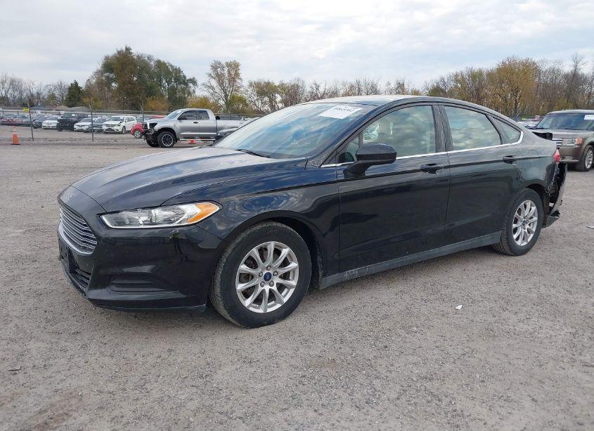 Photo 2 of 2015 Ford Fusion S (VIN 3FA6P0G75FR203778)