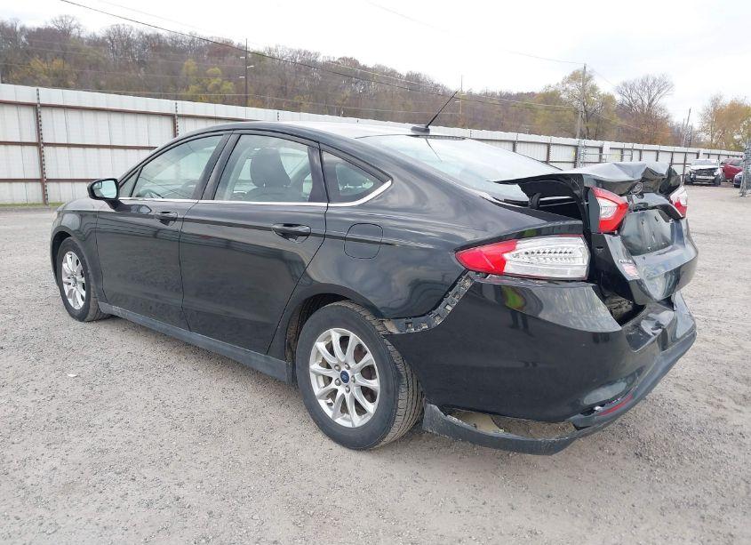Photo 3 of 2015 Ford Fusion S (VIN 3FA6P0G75FR203778)