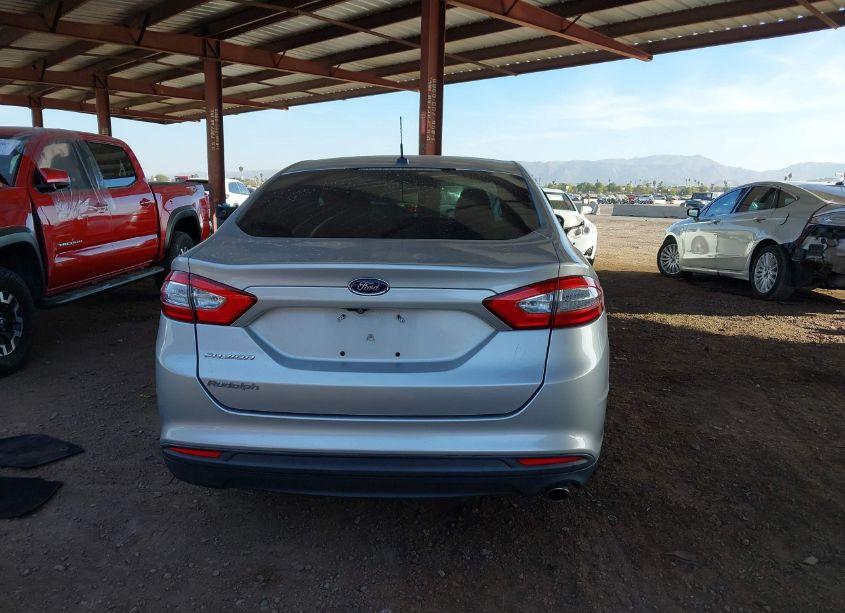 Photo 16 of 2015 Ford Fusion S (VIN 3FA6P0G75FR205563)