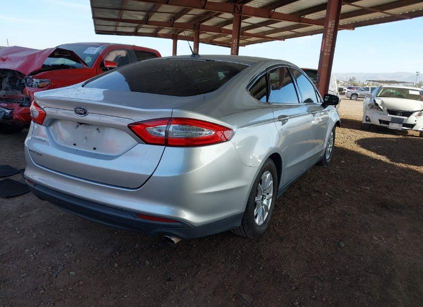 Photo 4 of 2015 Ford Fusion S (VIN 3FA6P0G75FR205563)