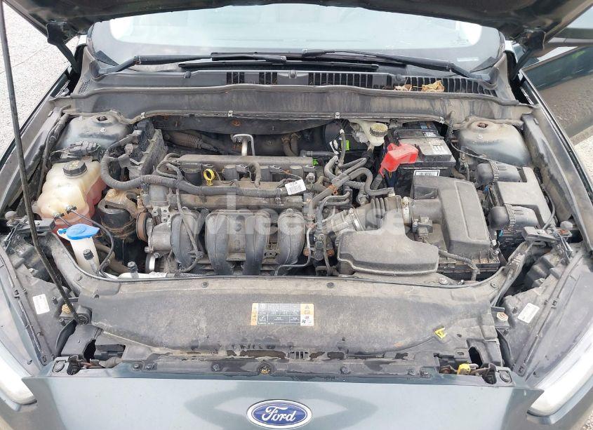 Photo 10 of 2015 Ford Fusion S (VIN 3FA6P0G75FR212013)